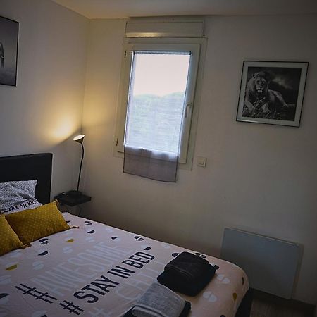 Oasis Des Grands Pins - Saint-Raphael - Residence Privee Avec Grande Piscine & Tennis Privee Zewnętrze zdjęcie