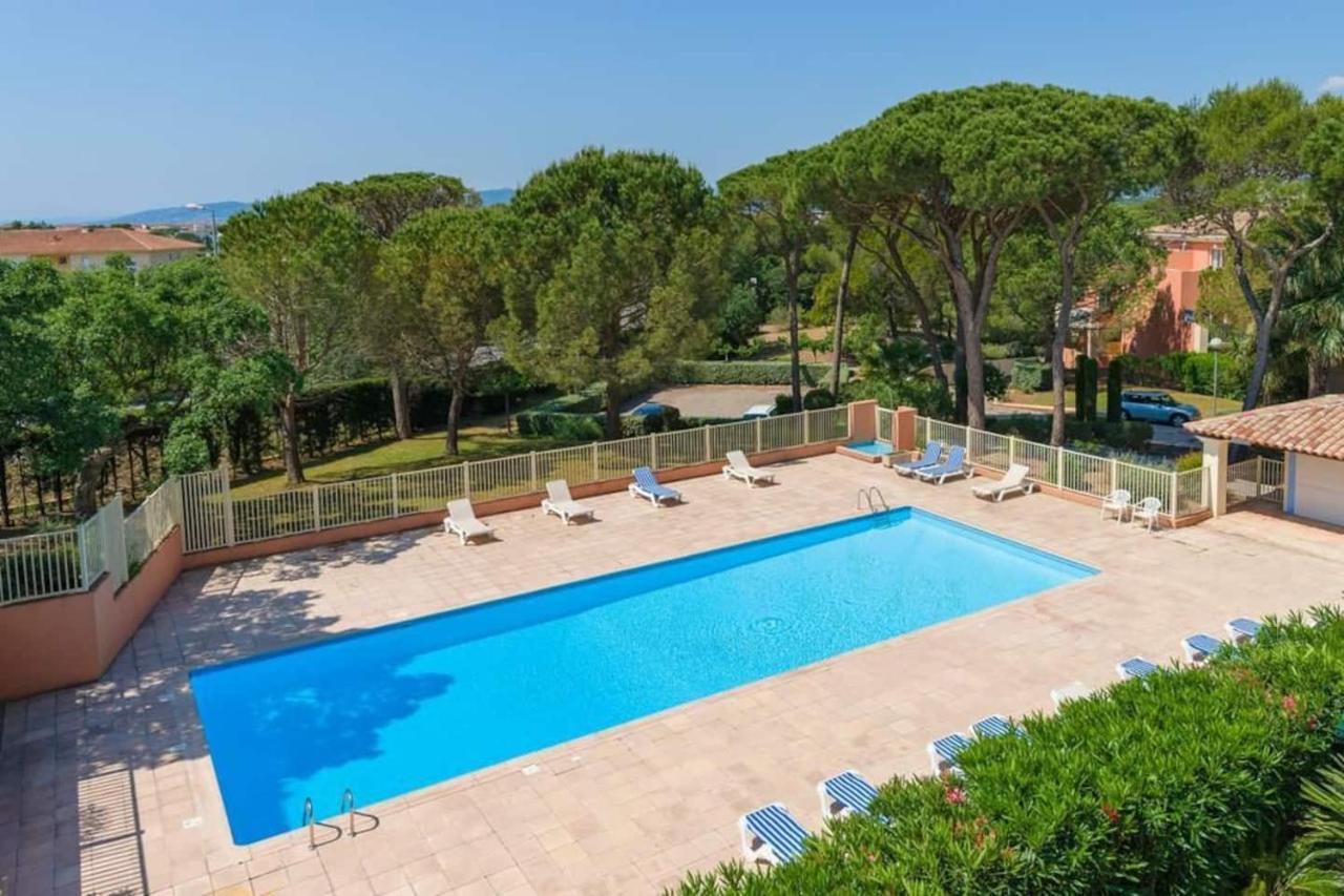 Oasis Des Grands Pins - Saint-Raphael - Residence Privee Avec Grande Piscine & Tennis Privee Zewnętrze zdjęcie